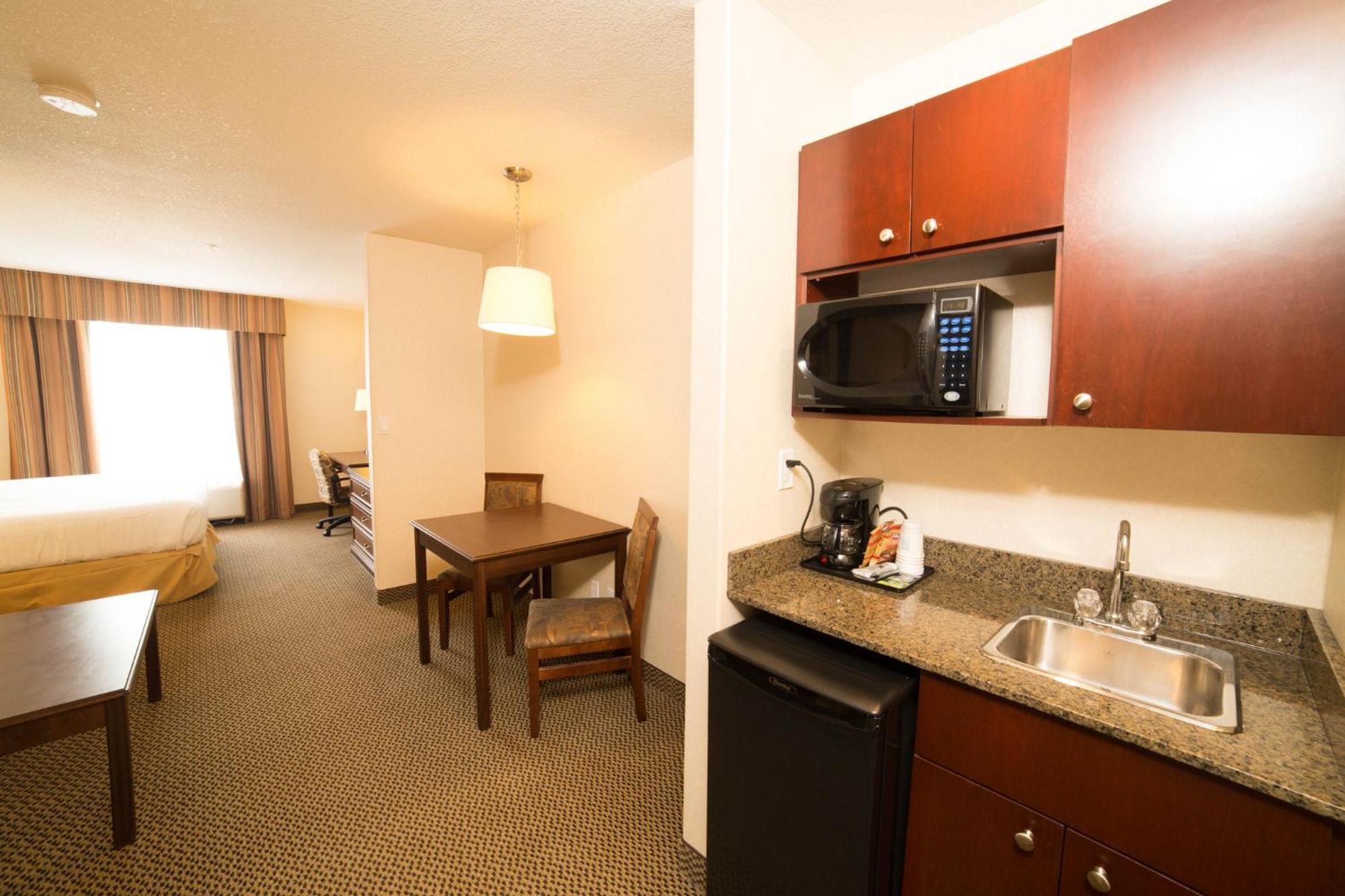 Holiday Inn Express Hotel & Suites - Slave Lake By Ihg Luaran gambar
